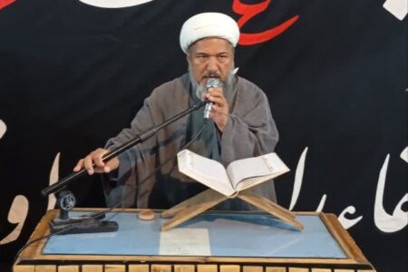 برپایی محفل کرسی تلاوت قرآن کریم مجتمع عالی فقه