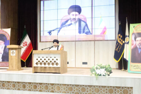 تبلیغ دینی باید به گفتمان‌سازی جهانی معارف اهل‌بیت(ع) منجر شود