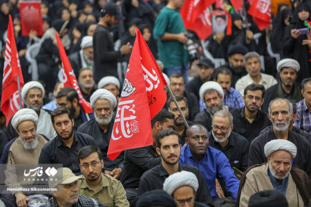 مراسم بزرگداشت قائد شهید امت اسلامی در اصفهان
